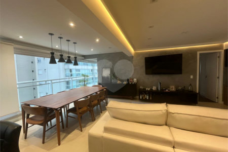 Apartamento à venda com 2 suítes em Barra Funda, São Paulo, SP