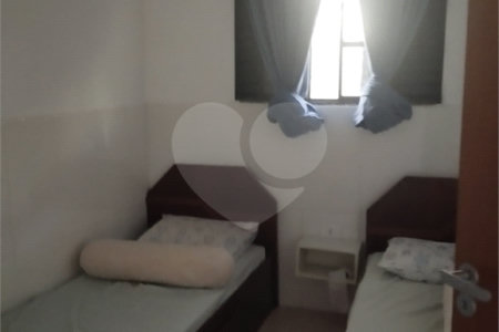 Chácara à venda com 6 quartos, sendo 1 suíte,  no Centro, Biritiba-mirim, SP