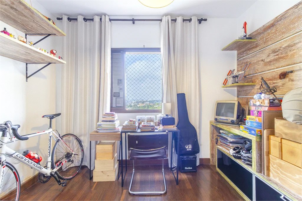 Apartamento à venda com 4 quartos, sendo 3 suítes, em Jardim Monte Kemel, São Paulo, SP