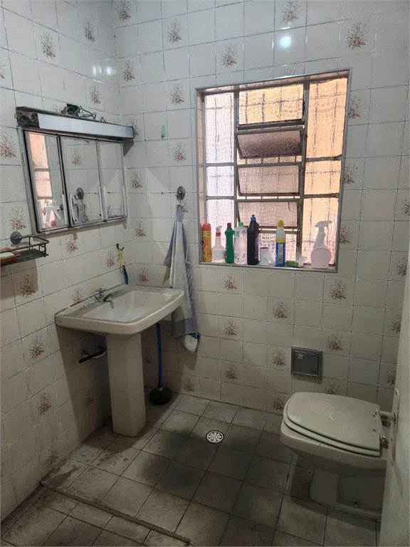 Casa à venda com 3 quartos, sendo 2 suítes, em Lapa, São Paulo, SP