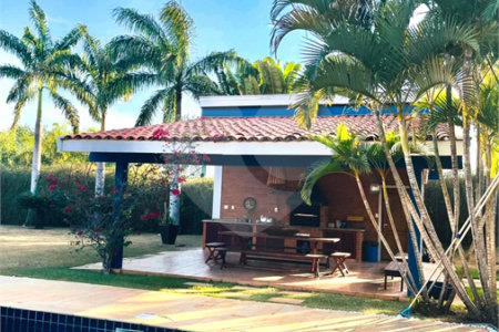 Casa à venda com 4 suítes no condomínio Residencial Vale das Laranjeiras, Indaiatuba - SP