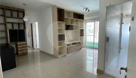 Apartamento à venda com 3 quartos, sendo 1 suíte,  em Baeta Neves, São Bernardo do Campo, SP