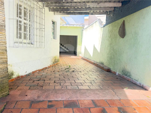 Casa Térrea à venda com 4 quartos, sendo 1 suíte,  em Água Fria, São Paulo, SP