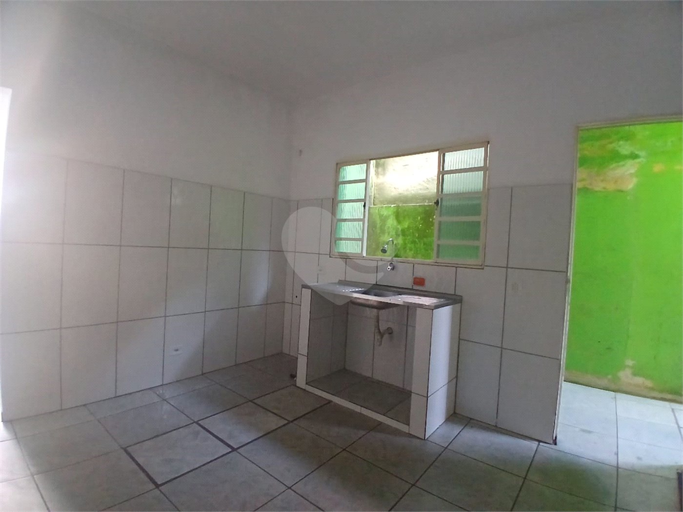 Casa à venda com 2 quartos em Jardim das Palmeiras, Atibaia, SP