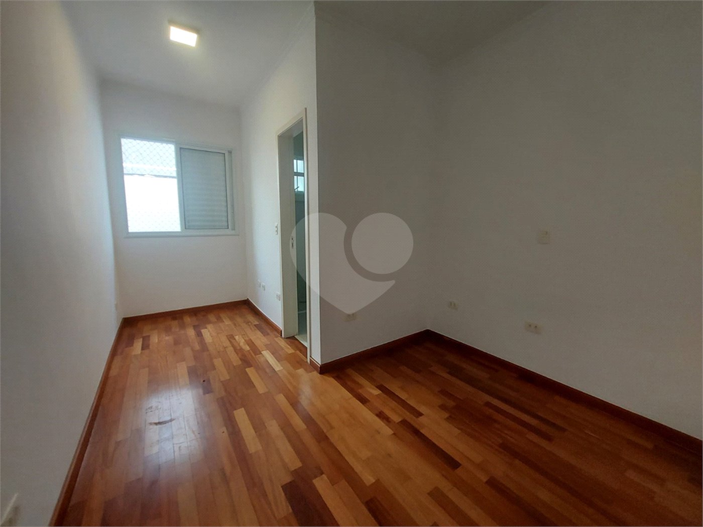 Casa Térrea à venda com 3 suítes em Santana, São Paulo, SP
