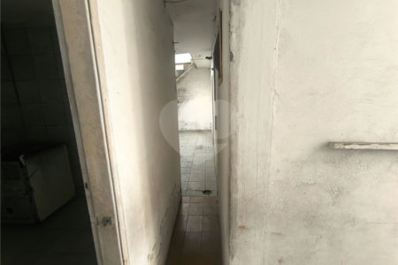 Casa à venda ou para alugar com 5 quartos, sendo 1 suíte,  em Parque Independência, São Paulo, SP