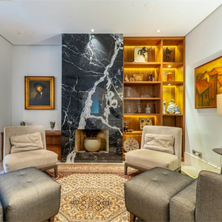 Apartamento à venda com 4 quartos, sendo 3 suítes, em Moema, São Paulo, SP