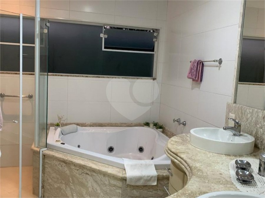 Casa à venda com 3 suítes no condomínio Residencial Villa dos Inglezes, Sorocaba - SP