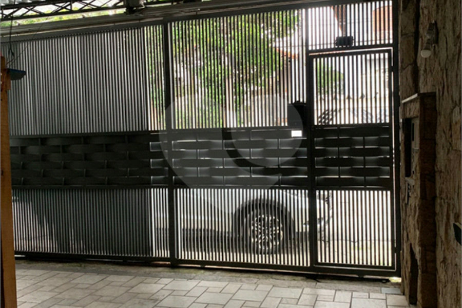 Casa Térrea à venda com 3 quartos, sendo 1 suíte, em Horto, São Paulo, SP