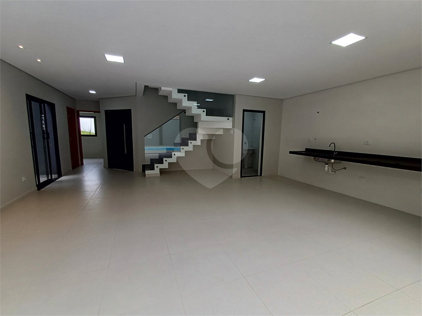 Casa à venda com 3 quartos, sendo 1 suíte,  no condomínio Ibiti Reserva, Sorocaba - SP