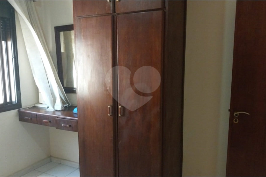 Apartamento à venda com 4 quartos, sendo 2 suítes, em Tombo, Guarujá, SP