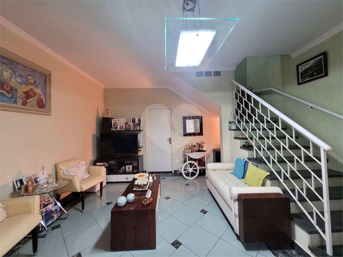 Sobrado à venda com 5 quartos, sendo 2 suítes, em Jardim Vera Cruz, São Paulo, SP