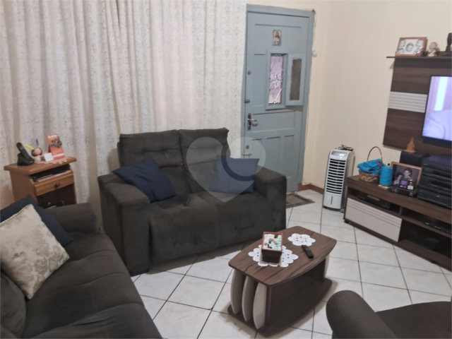 Casa à venda com 2 quartos em Vila Maria, São Paulo, SP