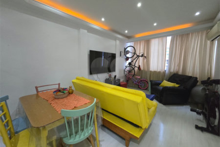 Apartamento à venda com 2 quartos, sendo 1 suíte,  em Maracanã, Rio de Janeiro, RJ