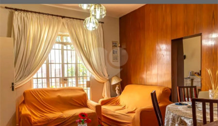 Sobrado à venda com 4 quartos em Aclimação, São Paulo, SP
