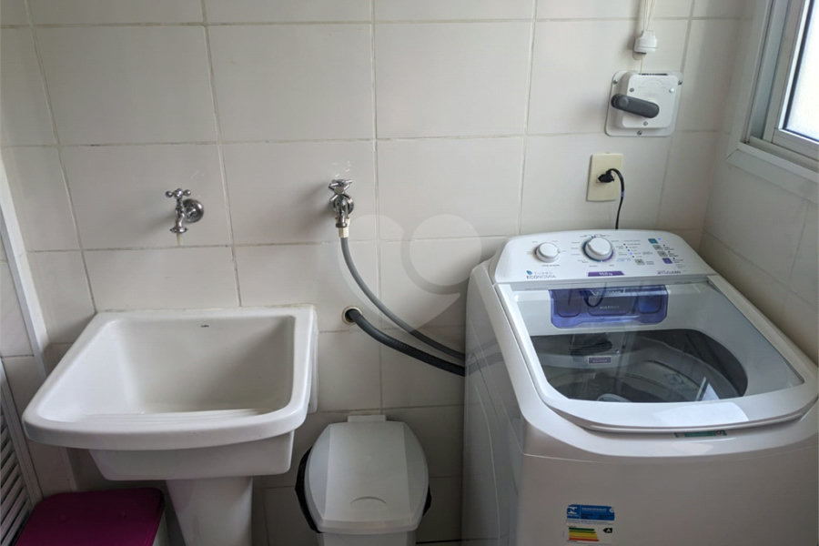 Apartamento à venda com 2 quartos, sendo 1 suíte,  em Jardim Rosa de Franca, Guarulhos, SP