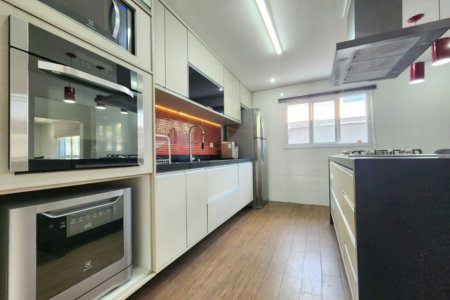 Casa com 4 dormitórios à venda, 237 m² por R$ 2.399.000,00 - José Menino - Santos/SP