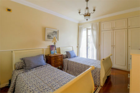 Casa à venda com 4 quartos, sendo 3 suítes,  em Vila Sônia, São Paulo, SP