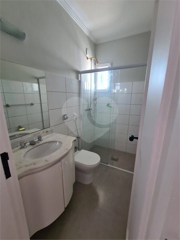 Casa à venda com 3 suítes no condomínio Estância Marambaia, Vinhedo - SP