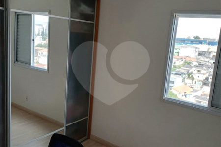 Apartamento à venda com 2 quartos, sendo 1 suíte,  em Parque Santana, Mogi das Cruzes, SP