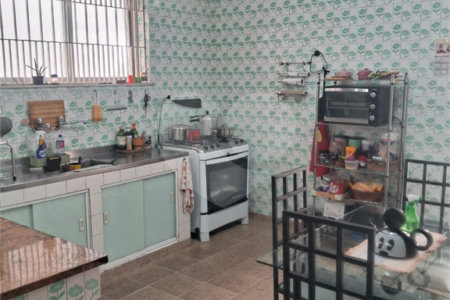 Casa à venda com 3 quartos, sendo 2 suítes, no condomínio Rio Bon, Rio de Janeiro - RJ