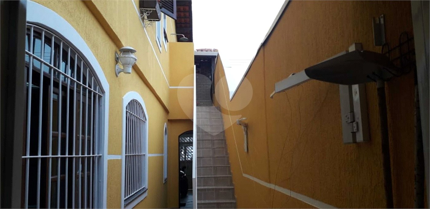 Casa à venda com 3 quartos, sendo 1 suíte, em Vila Gustavo, São Paulo, SP