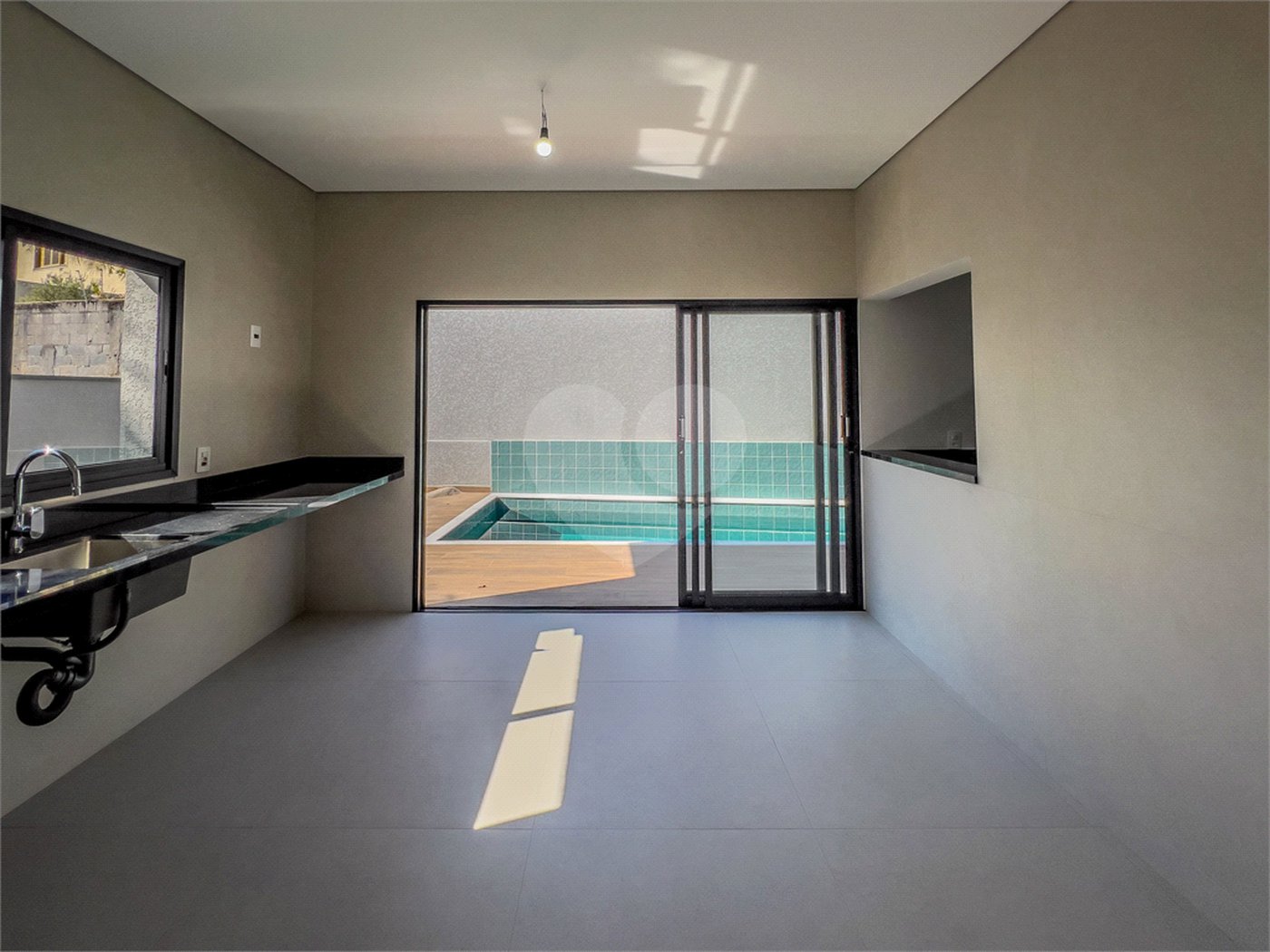 Casa à venda com 3 suítes em Jardim Paulista, Atibaia, SP