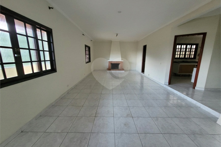 Casa de Vila para alugar com 6 quartos, sendo 4 suítes,  em Tucuruvi, São Paulo, SP