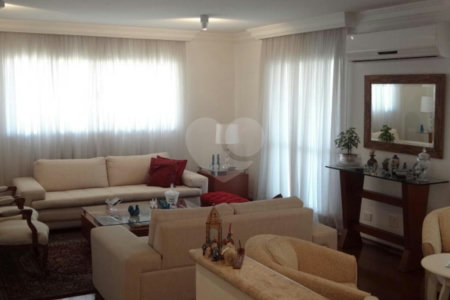 Apartamento à venda com 4 quartos, sendo 3 suítes, em Indianópolis, São Paulo, SP