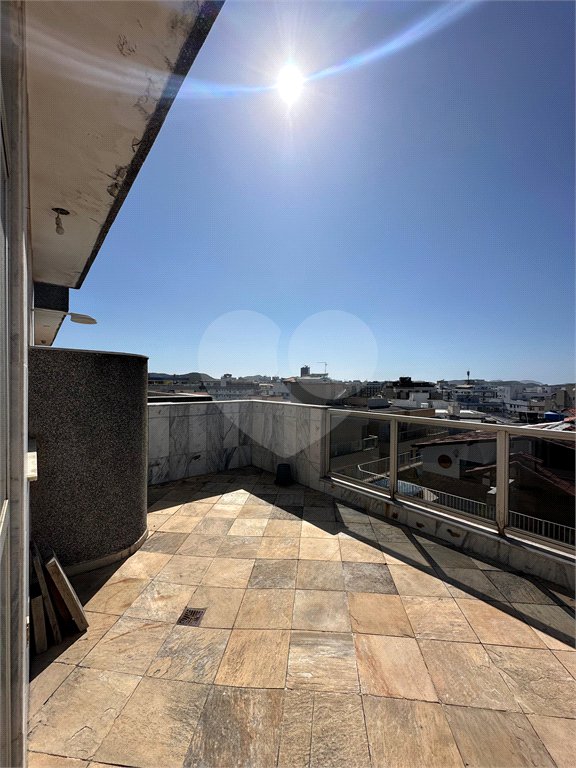 Cobertura à venda com 4 quartos, sendo 2 suítes,  em Braga, Cabo Frio, RJ