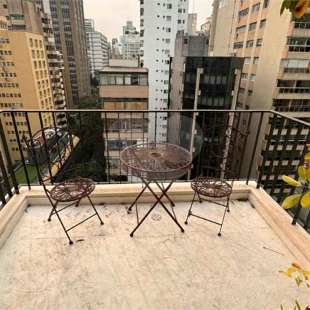 Apartamento à venda com 3 quartos, sendo 1 suíte, em Cerqueira César, São Paulo, SP