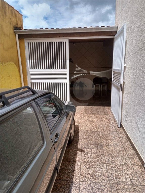 Casa à venda com 3 quartos em Sítio São José, Suzano, SP