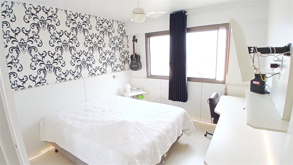 Apartamento à venda com 4 quartos, sendo 2 suítes, em Santana, São Paulo, SP