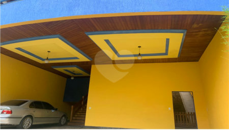 Casa à venda com 4 quartos, sendo 2 suítes,  no condomínio Aruã, Mogi das Cruzes - SP