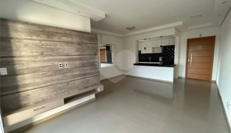 Apartamento à venda com 3 quartos, sendo 1 suíte,  em Parque Campolim, Sorocaba, SP