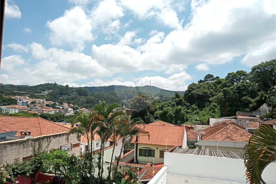Sobrado à venda com 4 quartos, sendo 3 suítes, em Tremembé, São Paulo, SP