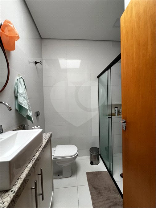 Casa à venda com 4 quartos, sendo 3 suítes, no condomínio Mosaico Essence, Mogi das Cruzes - SP