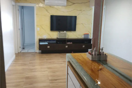 Apartamento à venda com 4 quartos, sendo 2 suítes,  em Pinheiros, São Paulo, SP