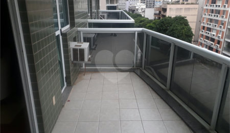 Apartamento à venda com 4 quartos, sendo 1 suíte,  em Tijuca, Rio de Janeiro, RJ