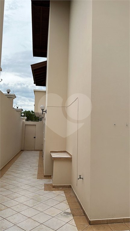 Casa para alugar com 3 suítes no condomínio Jardim Siriema, Atibaia - SP