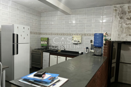 Casa Térrea à venda com 1 suíte em Vossoroca, Votorantim, SP