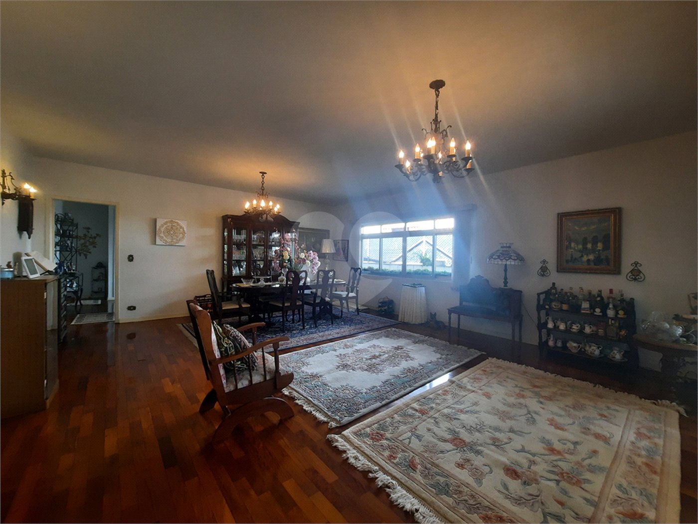 Casa à venda com 4 quartos, sendo 3 suítes,  em Jardim Marajoara, São Paulo, SP