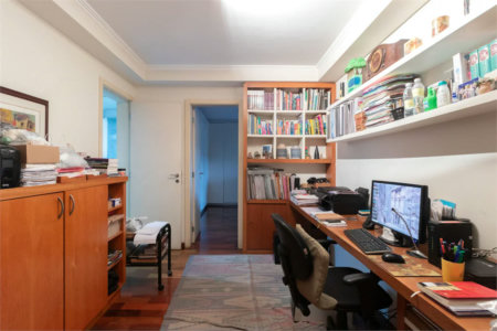 Apartamento à venda com 4 quartos, sendo 2 suítes, em Alto de Pinheiros, São Paulo, SP