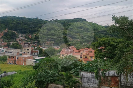 Villagio à venda com 3 quartos em Senador Vasconcelos, Rio de Janeiro, RJ