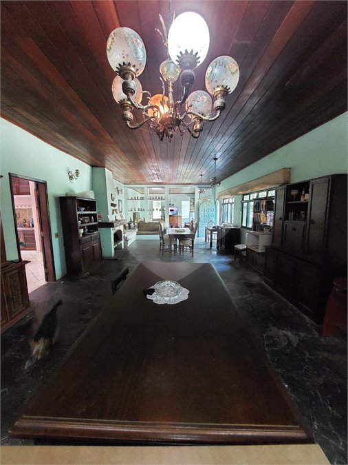 Casa à venda com 5 quartos, sendo 1 suíte, em Eldorado, São Paulo, SP
