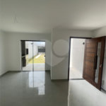Casa à venda com 2 quartos, sendo 1 suíte, no condomínio Parque Guará, Rio de Janeiro - RJ