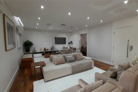 Apartamento à venda com 3 suítes em Nova Petrópolis, São Bernardo do Campo, SP