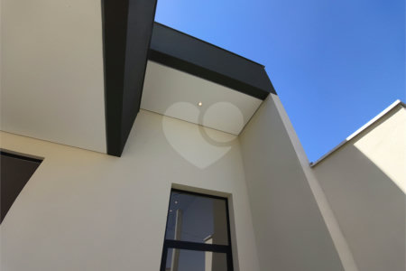 Casa à venda com 3 quartos, sendo 1 suíte, no condomínio Residencial Villagio Wanel, Sorocaba - SP
