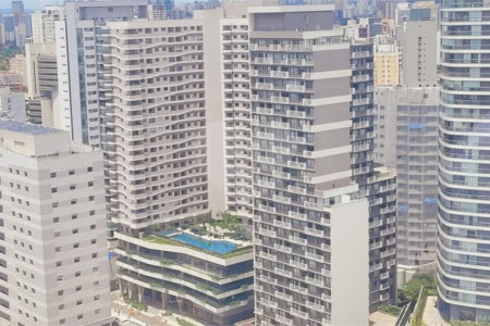 Studio sofisticado, totalmente mobiliado e pronto para morar