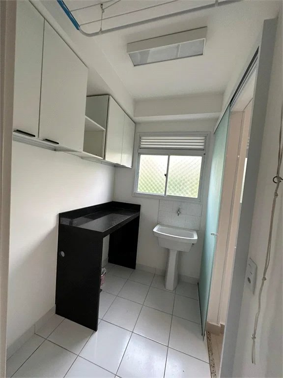 Apartamento à venda com 3 quartos, sendo 1 suíte,  em Lar São Paulo, São Paulo, SP